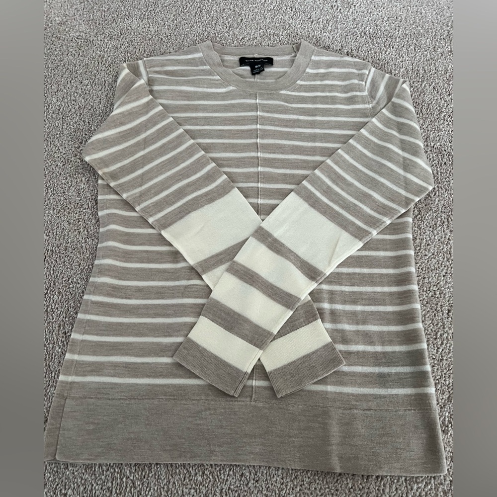 Club Monaco Mackenzie Merino Wool Sweater - Picture 9 of 11